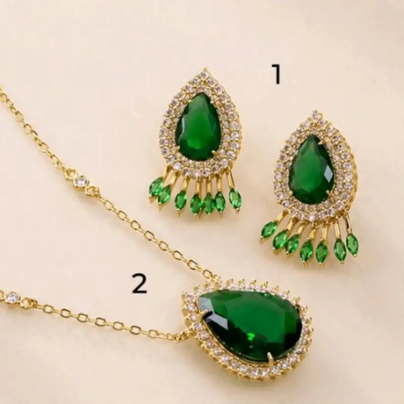 Conjunto Colar e Orelhas